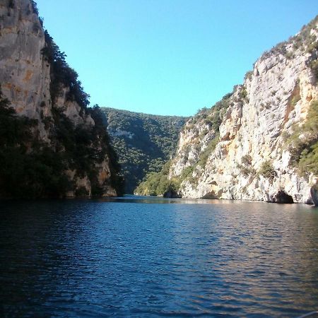 Domisiladore Esparron-de-Verdon Bagian luar foto