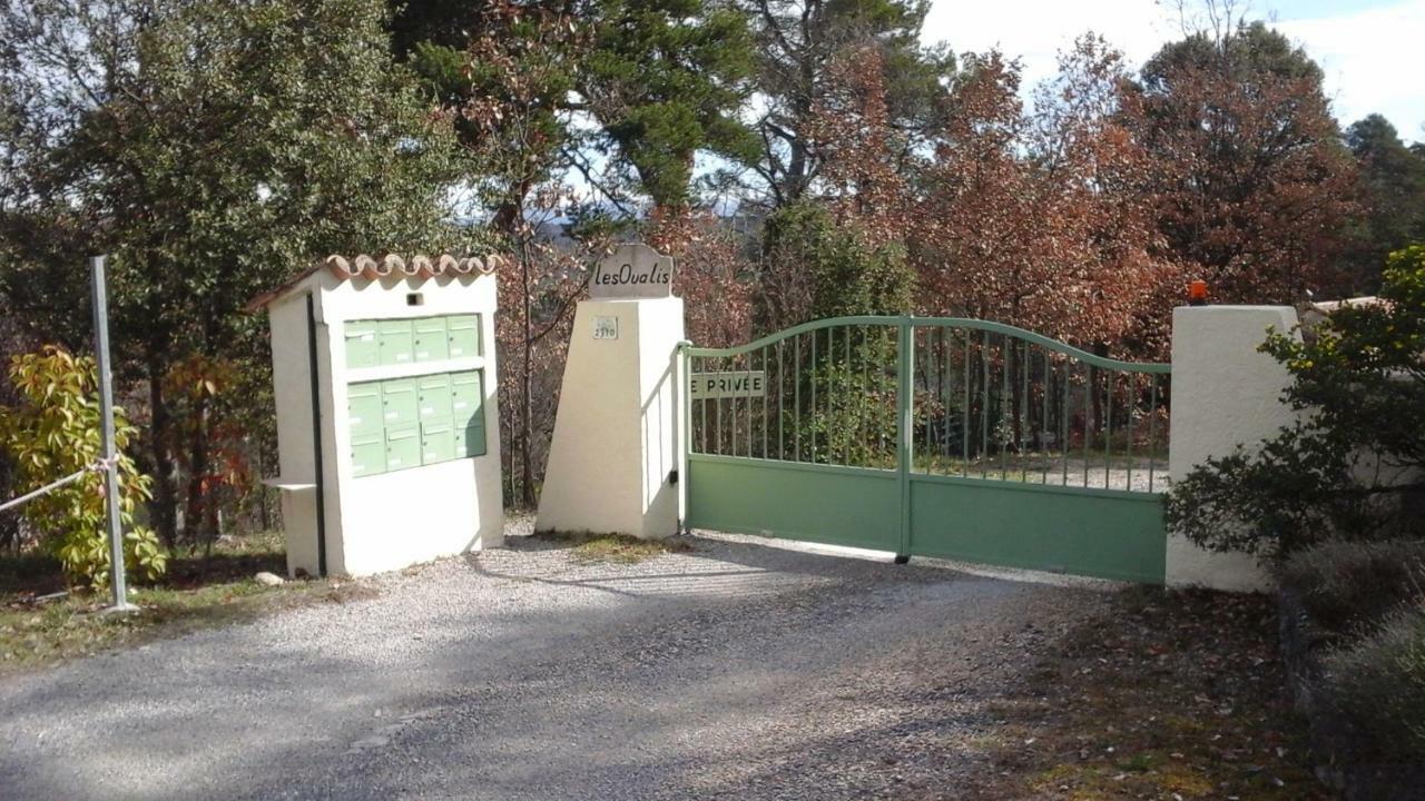 Domisiladore Esparron-de-Verdon Bagian luar foto